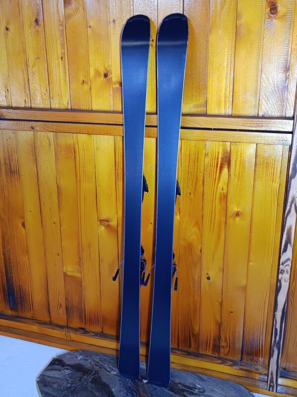 LYŽE MC KINLEY TEAM 7 140CM